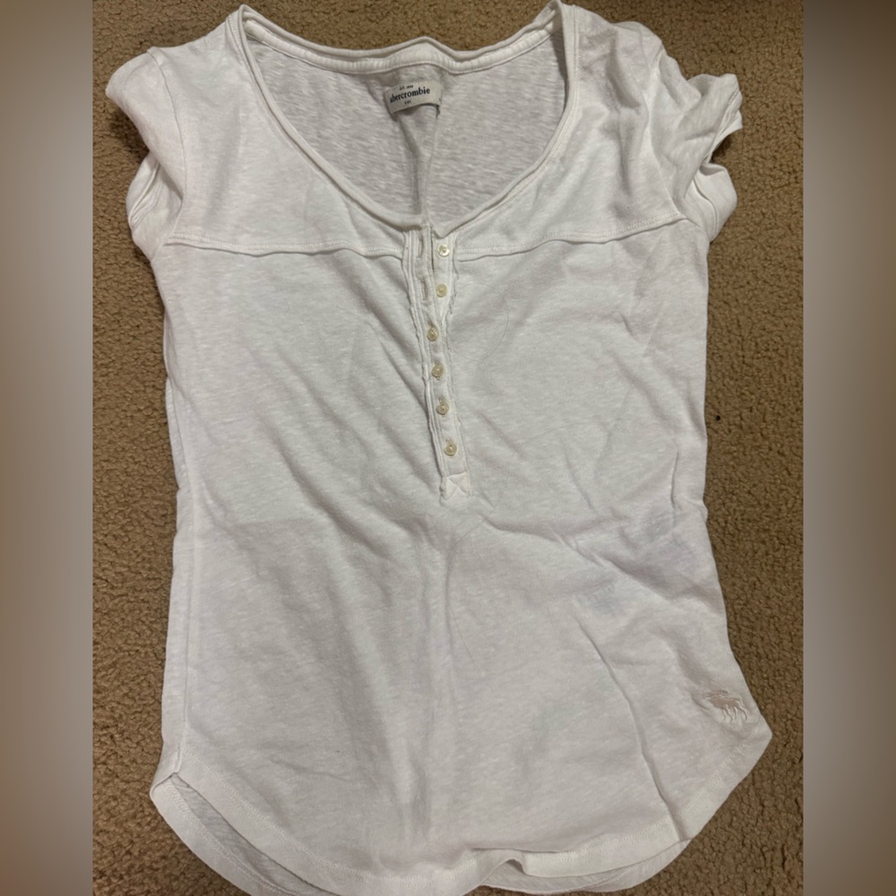 Abercrombie & Fitch White Kids Short Sleeve Tee